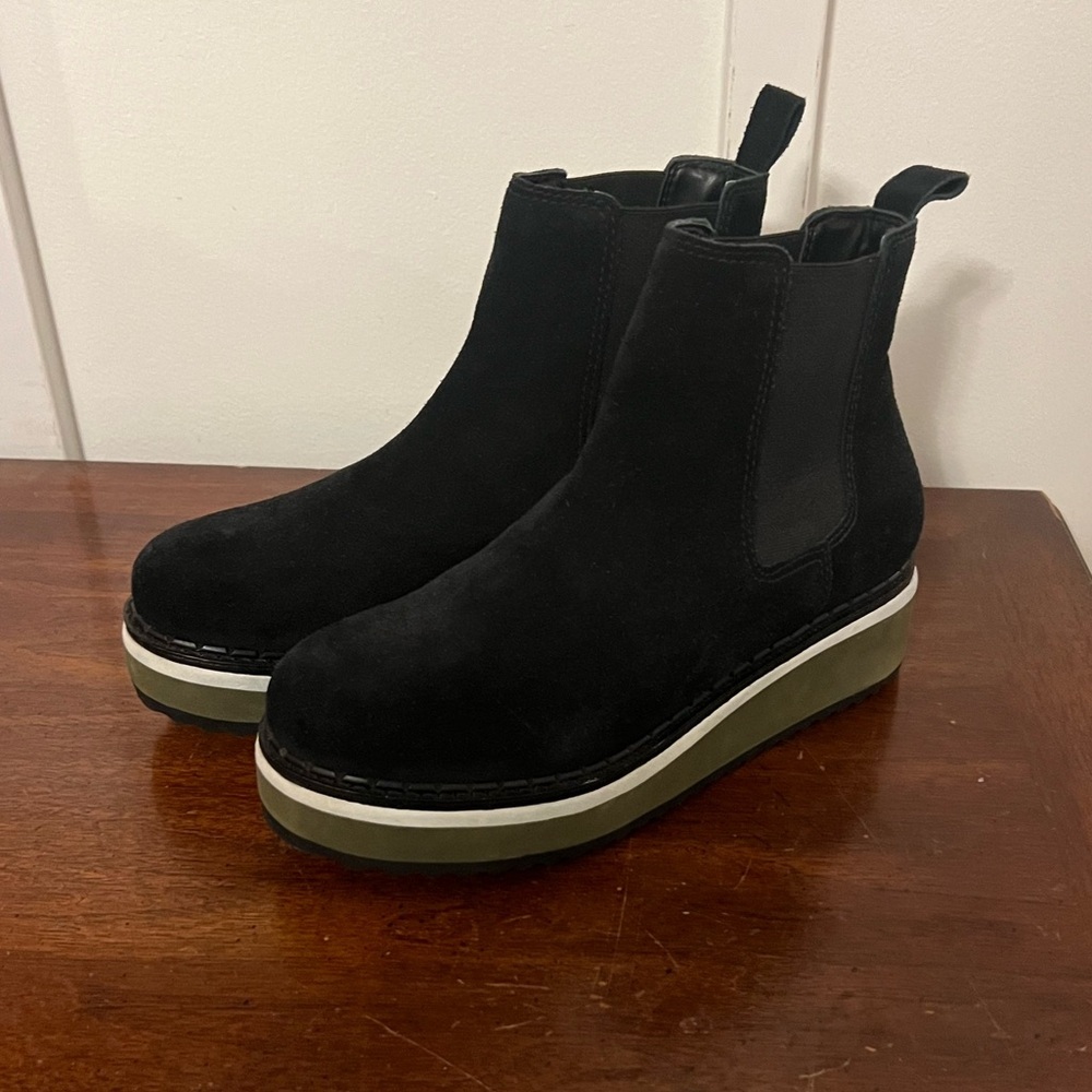 Matisse suede platform Ankle Boots in Black size 7.5